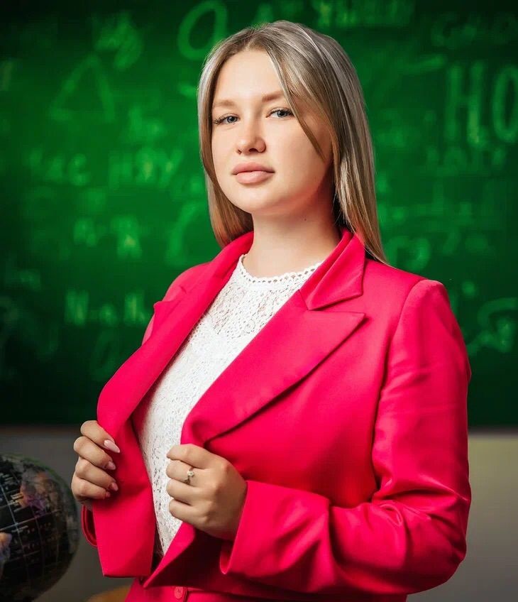 Тучкова Евгения Сергеевна.